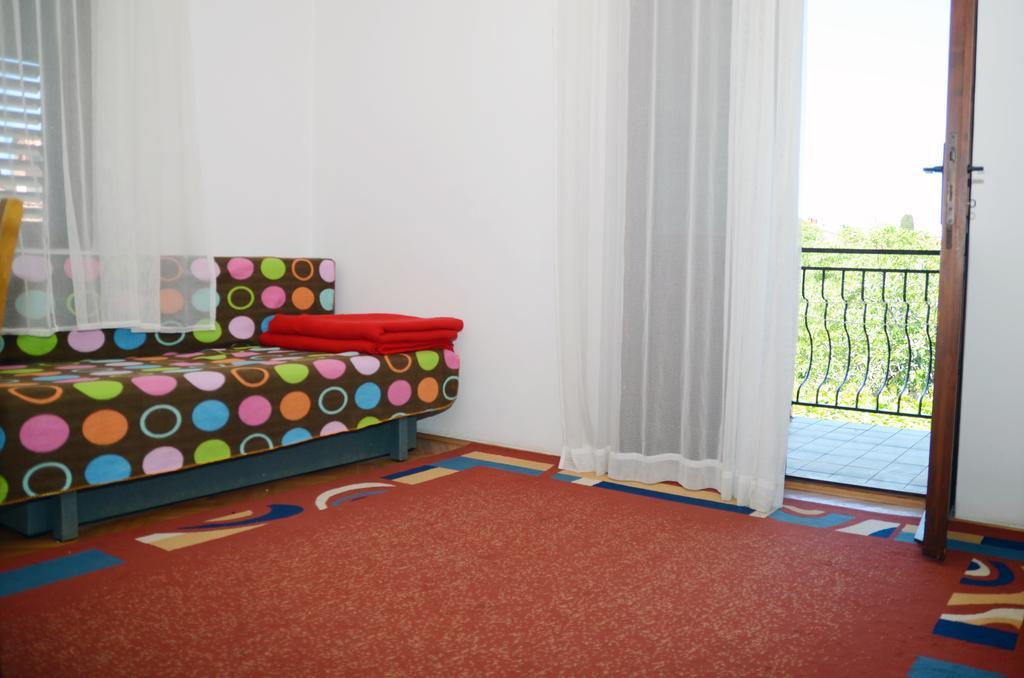 Apartments Ana 罗维尼 外观 照片