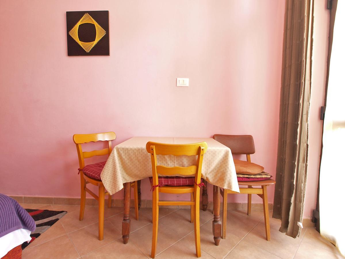 Apartments Ana 罗维尼 外观 照片