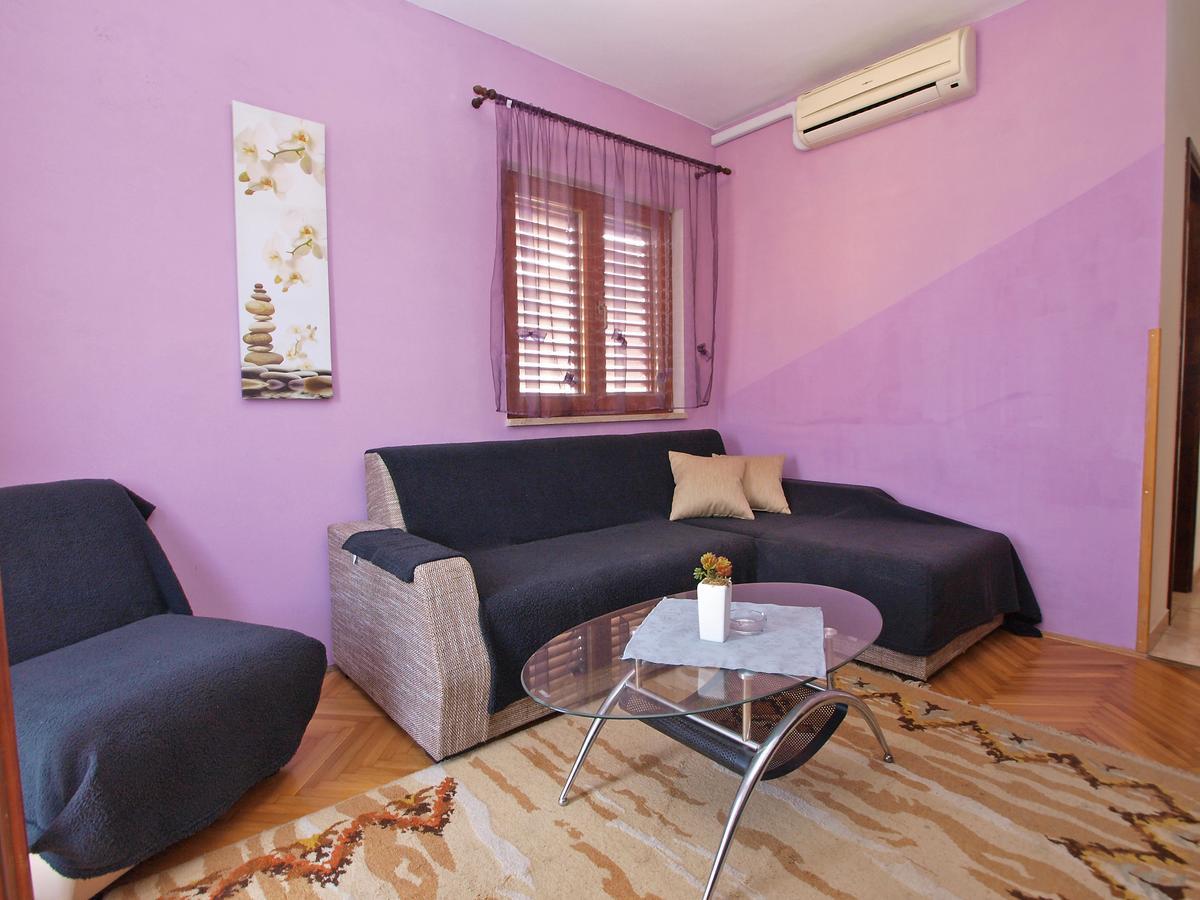 Apartments Ana 罗维尼 外观 照片