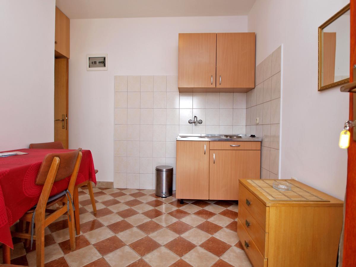 Apartments Ana 罗维尼 外观 照片