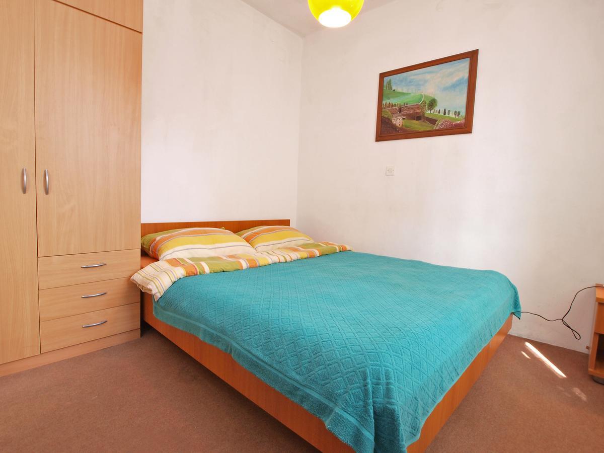 Apartments Ana 罗维尼 外观 照片